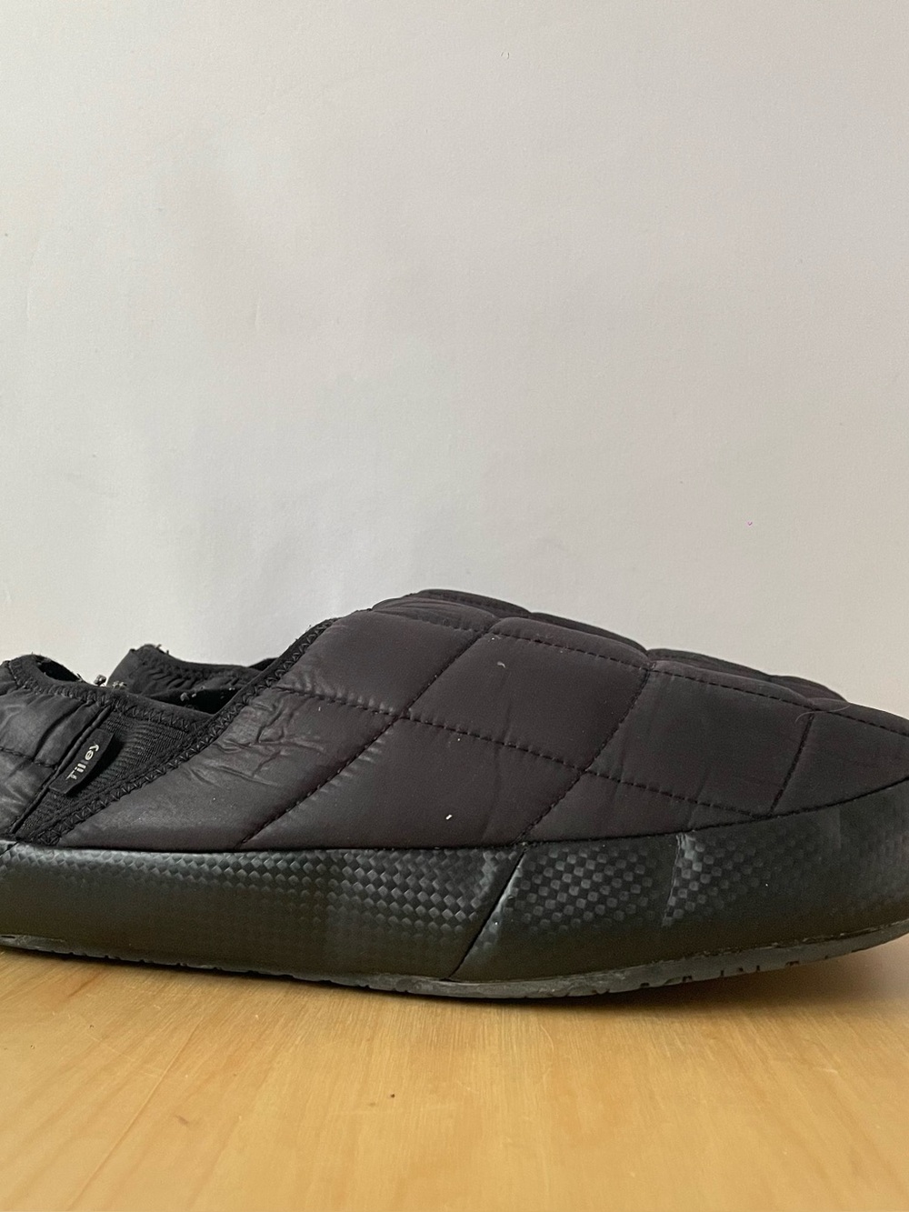 Tilley Unisex Puffer Slippers | US 11